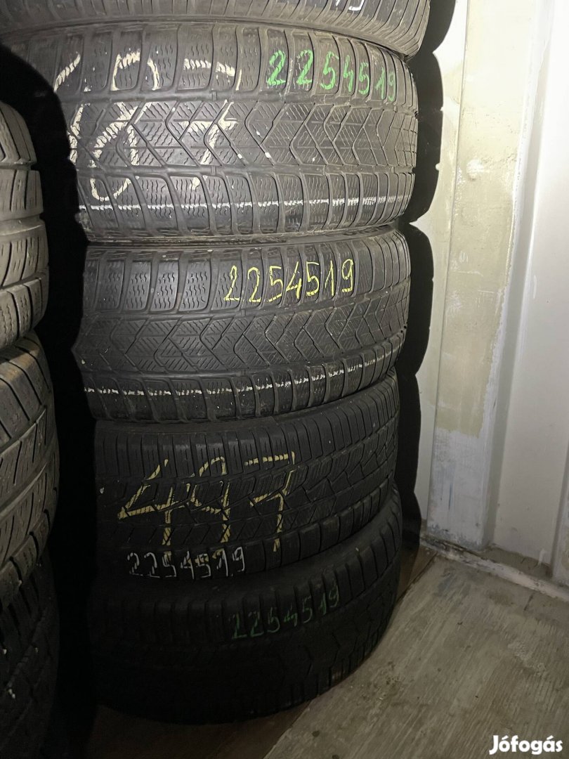 225/45R19 téligumik