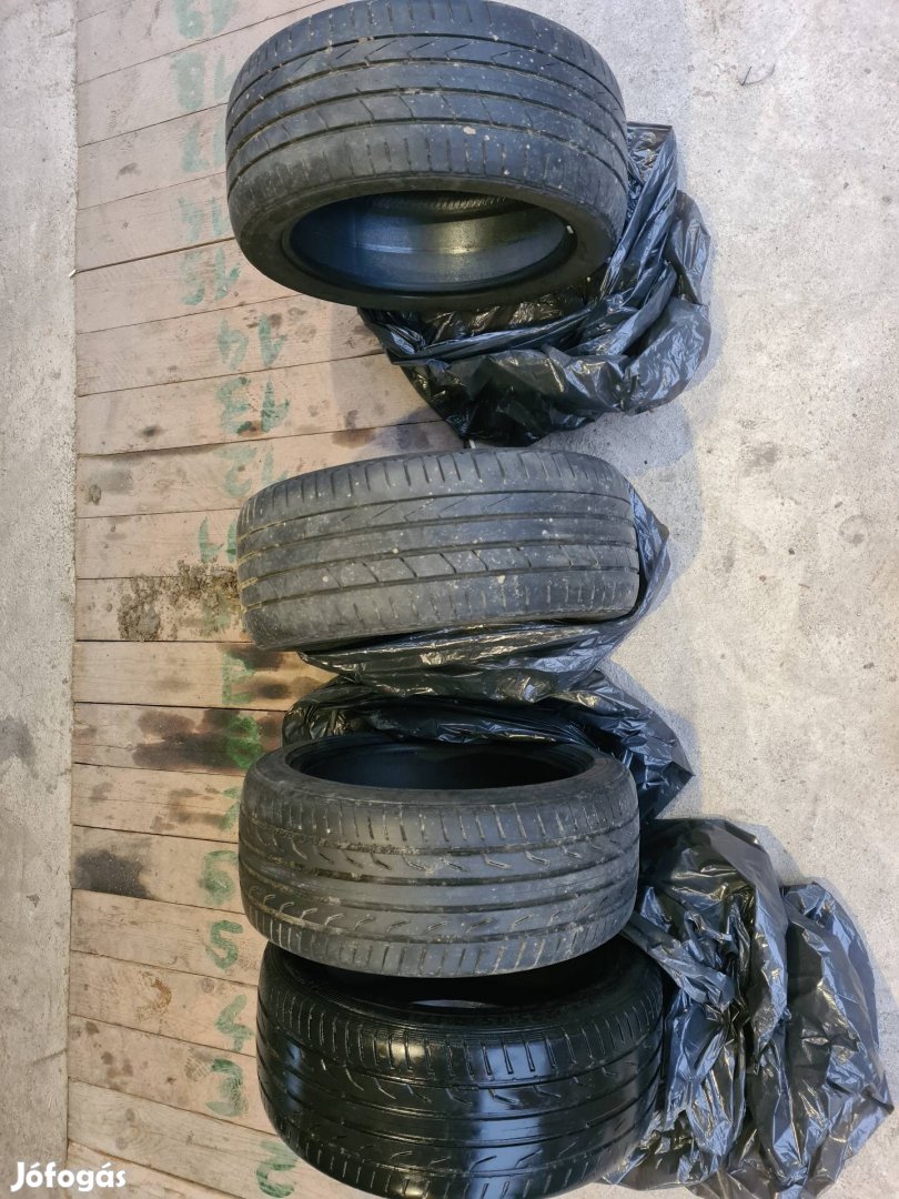 225/45/17 hankook,semperit