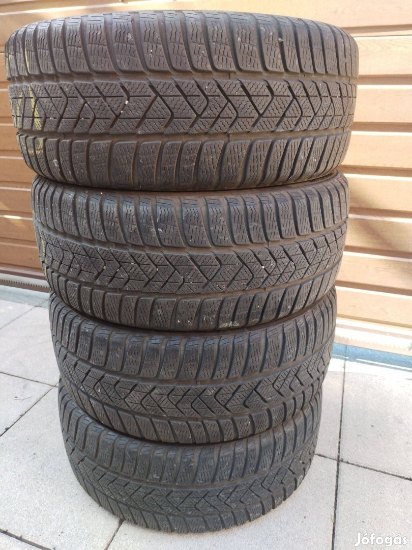 225 45 17 pirelli 225/45 R 17 téli gumi garnitura