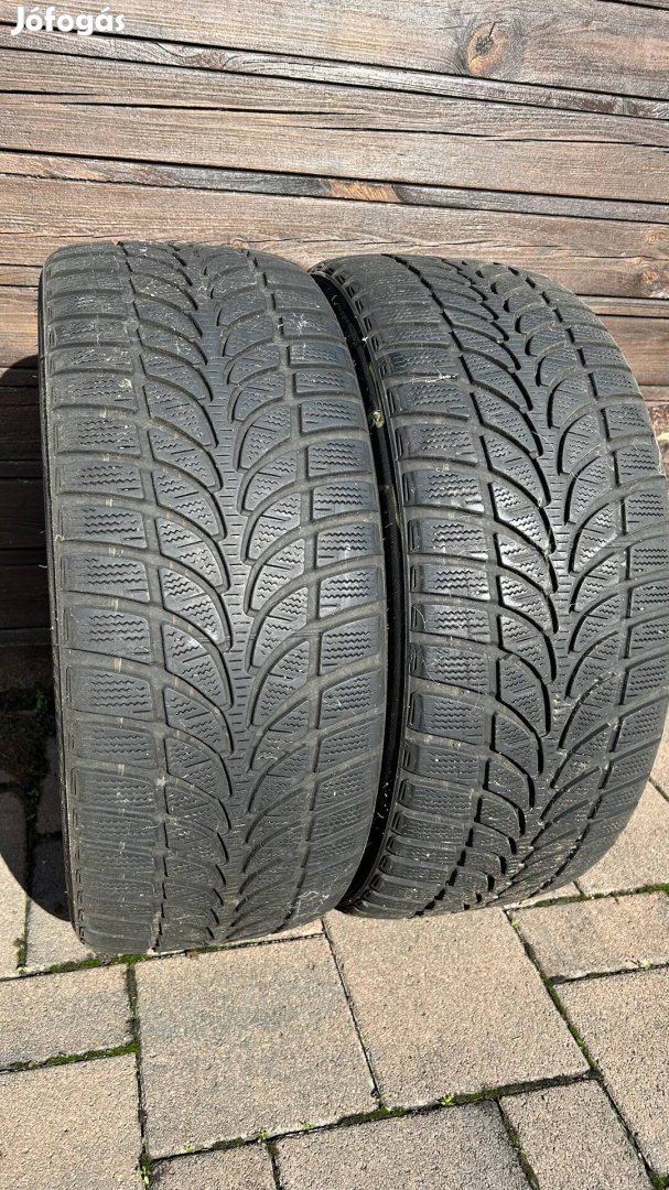 225 45 18 Bridgestone Blizzak téligumi