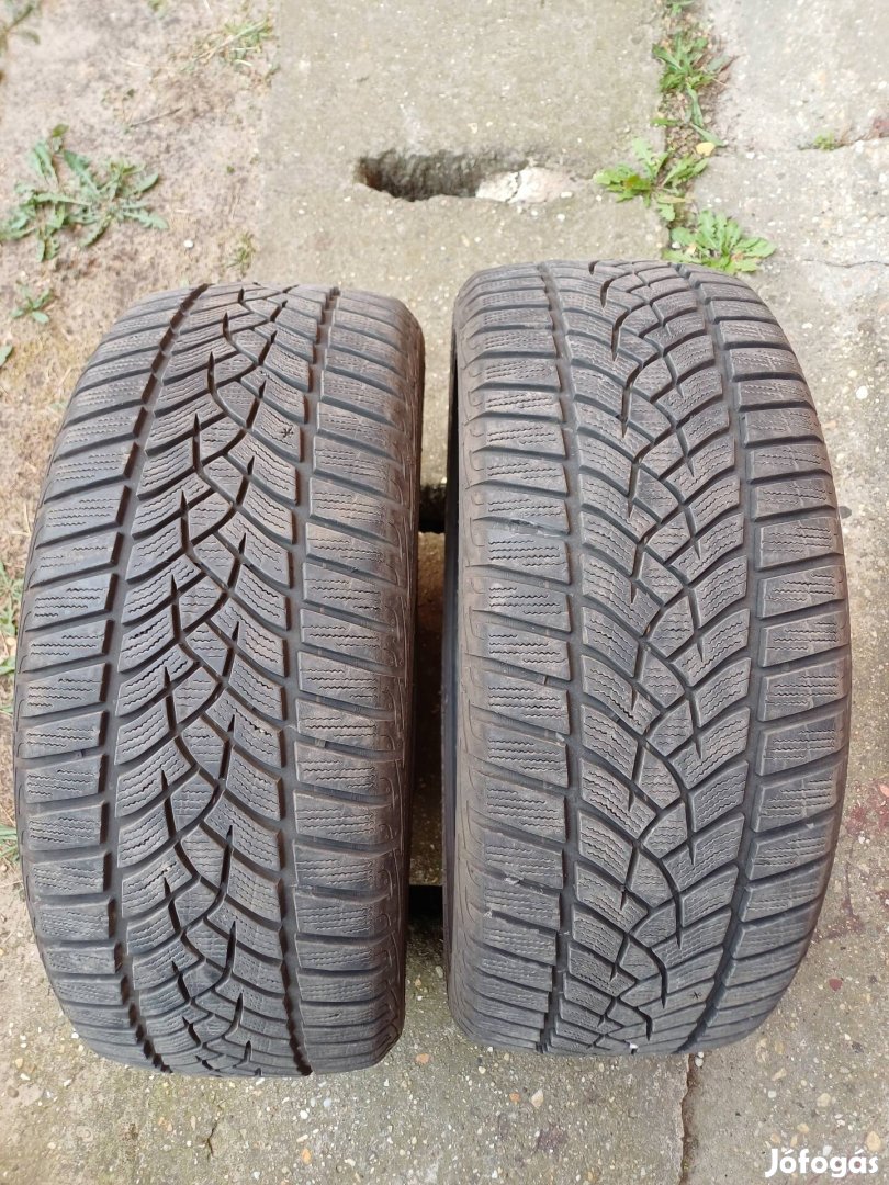 225/45/18 Goodyear Téli gumi