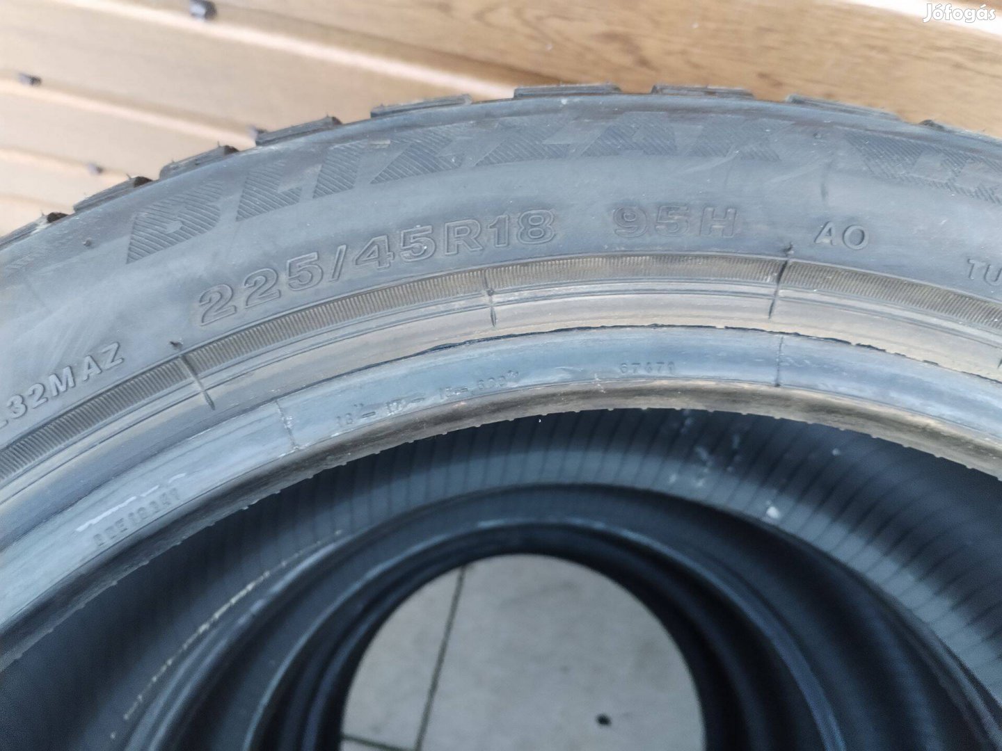 225 45 18 bridgestone 225/45 R 18 téli gumi garnitura