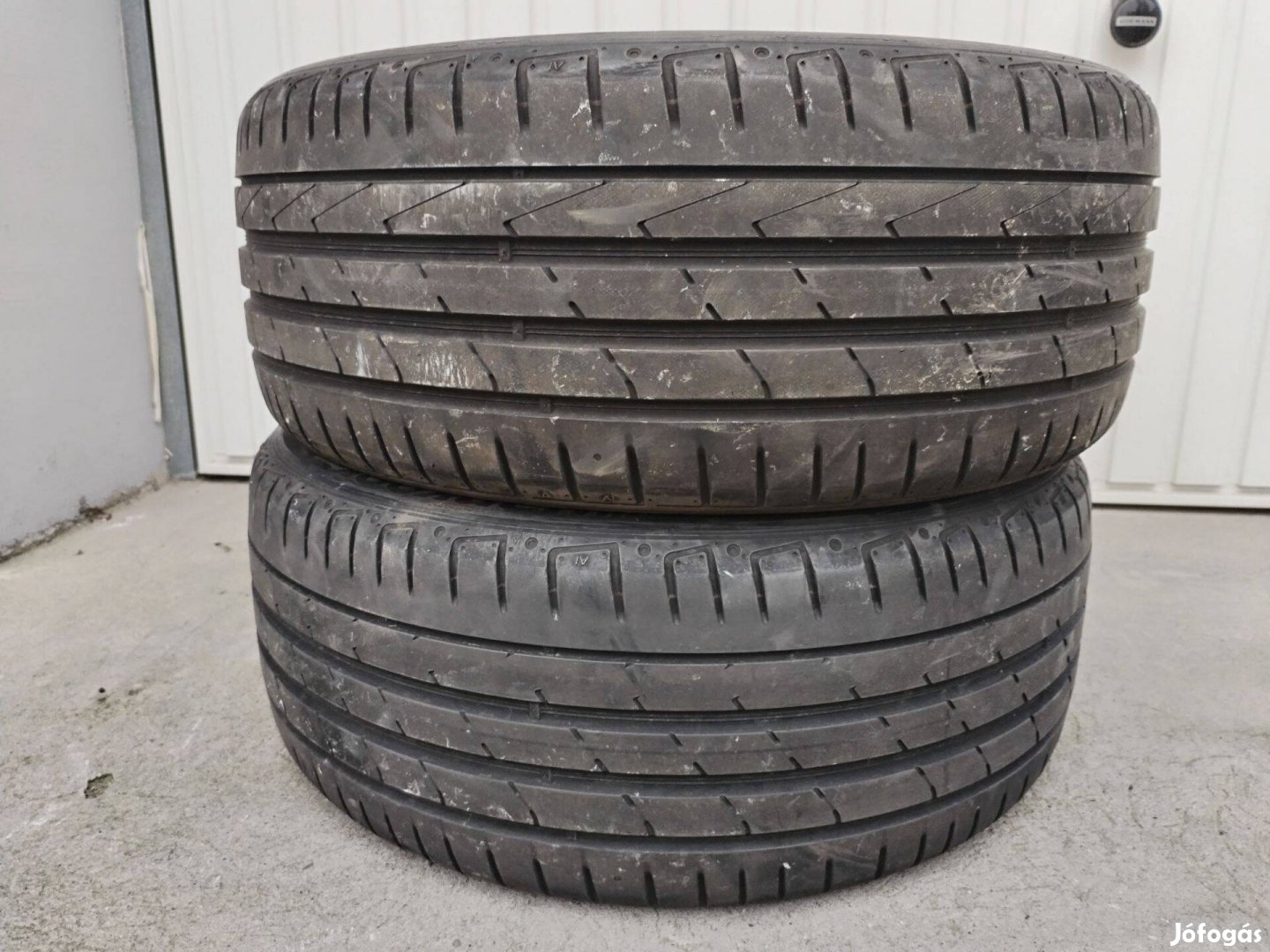 225 45 18 hankook nyári gumi 2 db