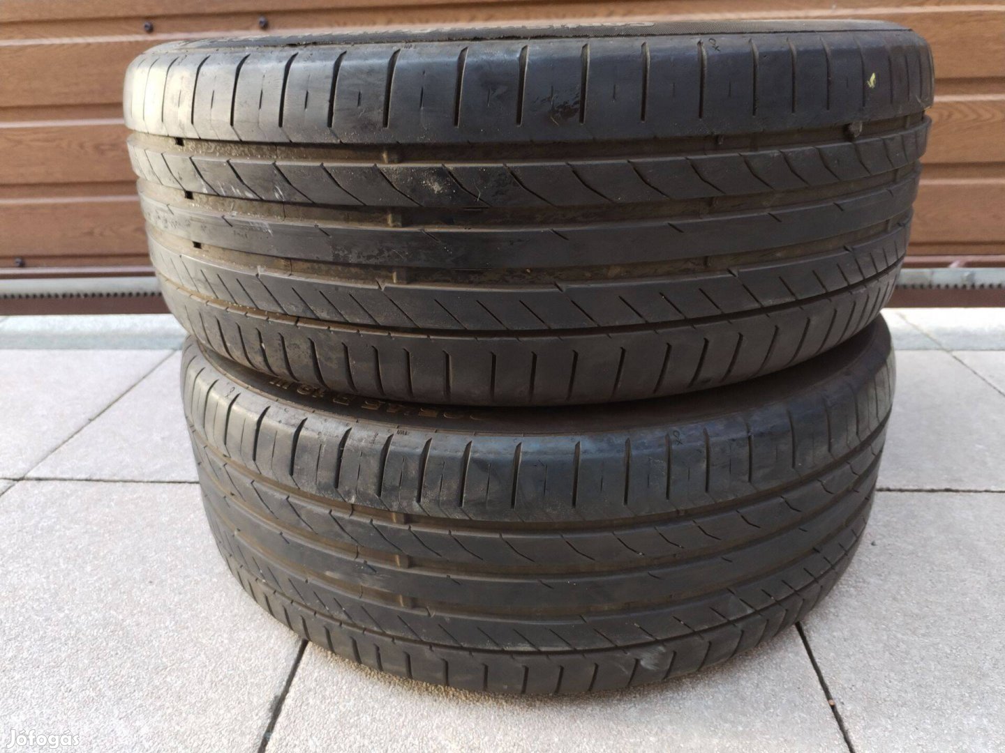 225 45 19 continental RSC 225/45 R 19 nyári gumi 2 db
