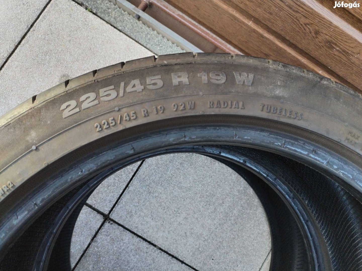 225 45 19 continental RSC nyári gumi 2 db