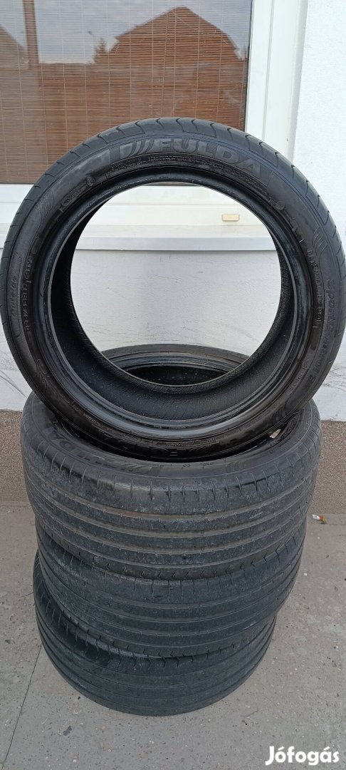 225/45 R17 Fulda nyári gumi 