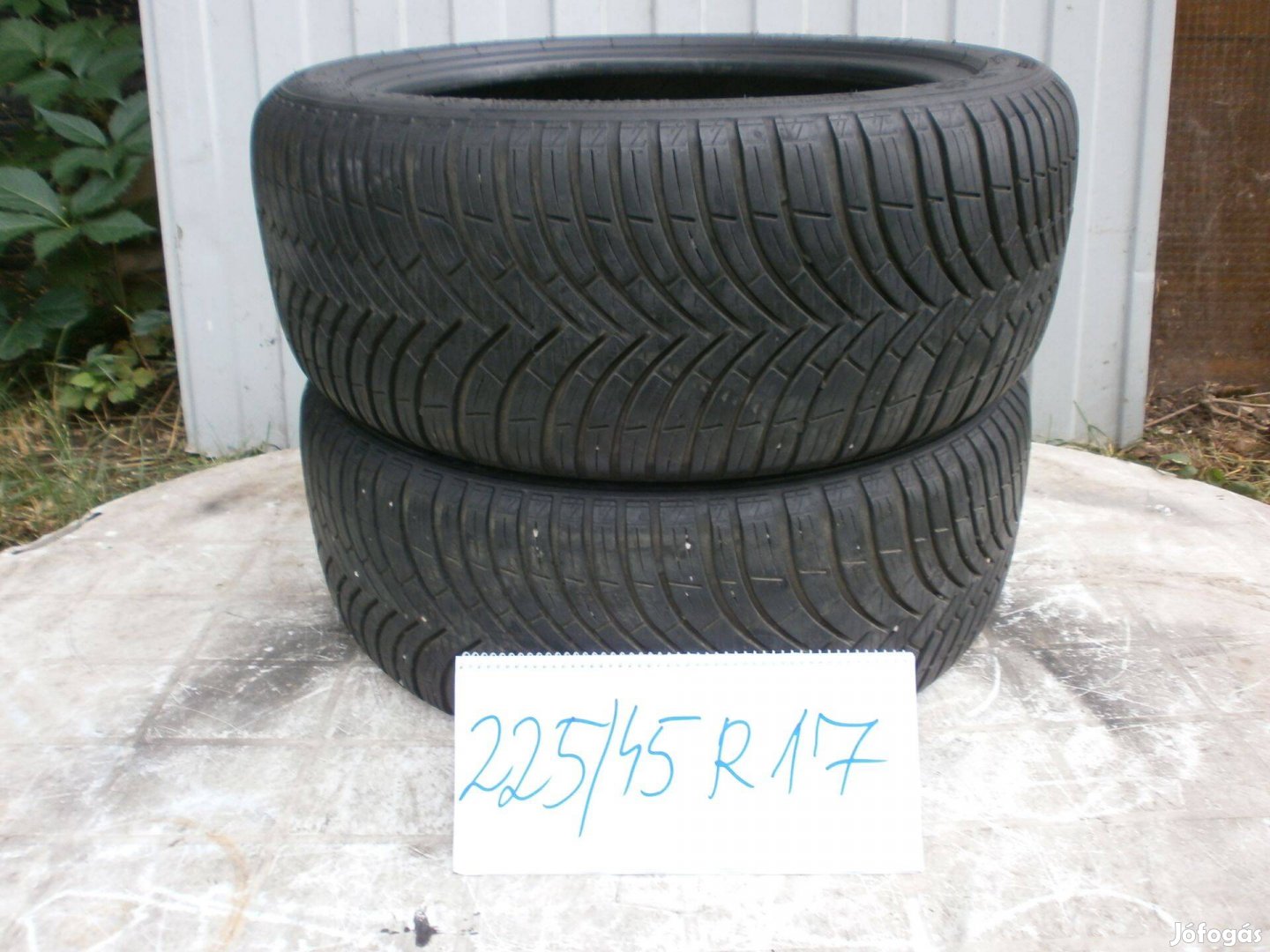 225/45 R17 Kleber nyárigumi 2 db
