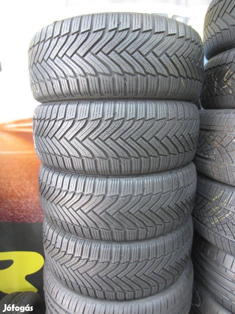 225/45 R17 Michelin Alpin6 94V