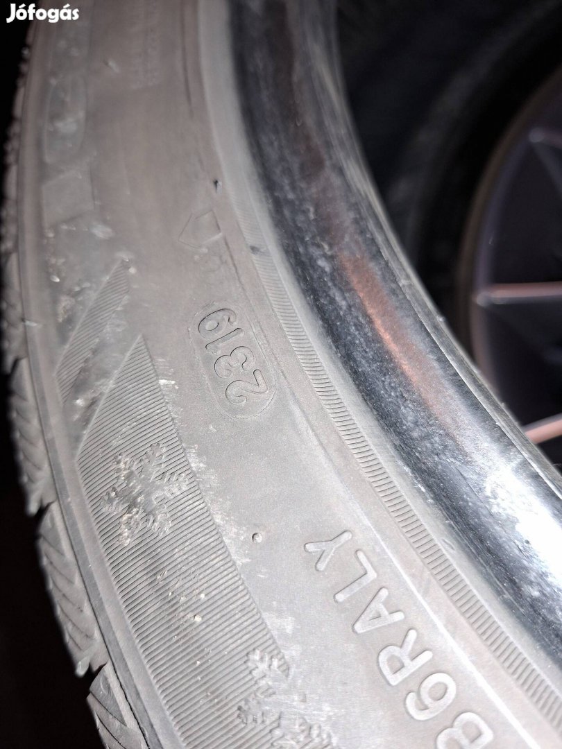 225/45 R17 Sailun ICE Blazer téli gumi 1db.