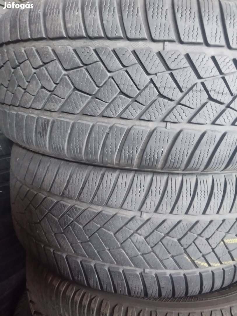 225/45 R17 Téli gumi Apollo Németországból 6.5 mm-es.