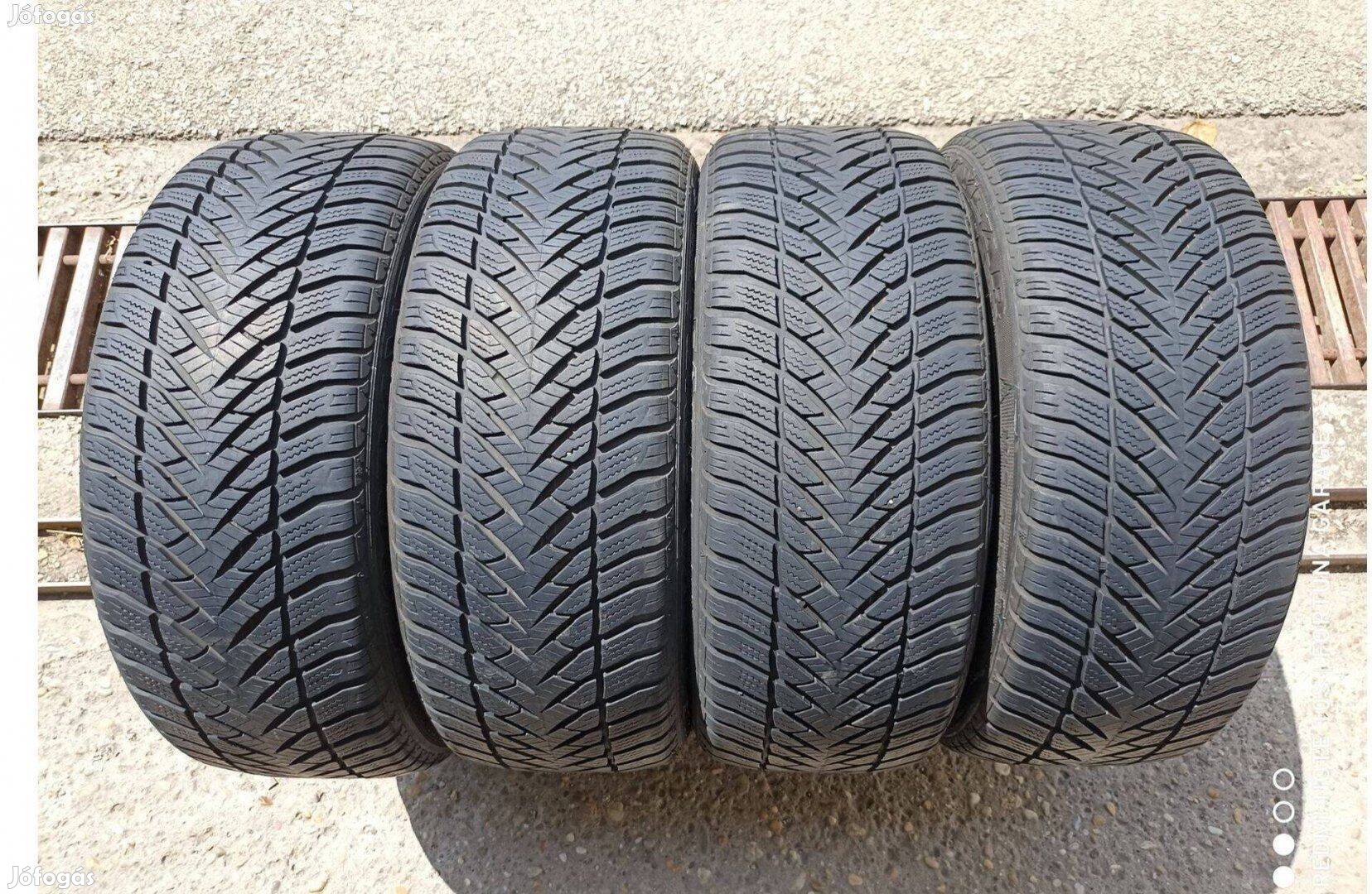 225/45 R17" Goodyear használt téli garnitúra