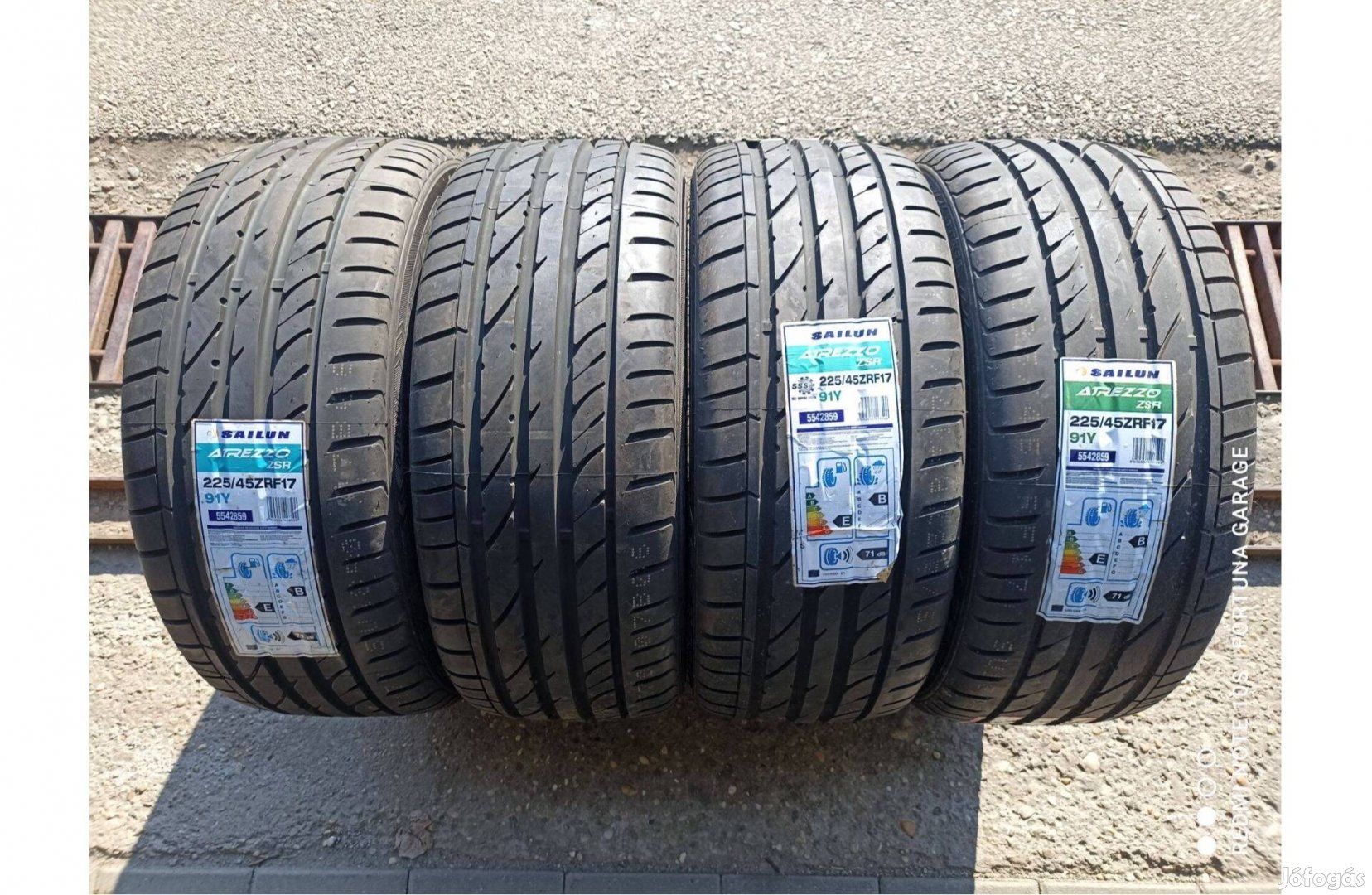 225/45 R17" Sailun túltárolt nyári garnitúra