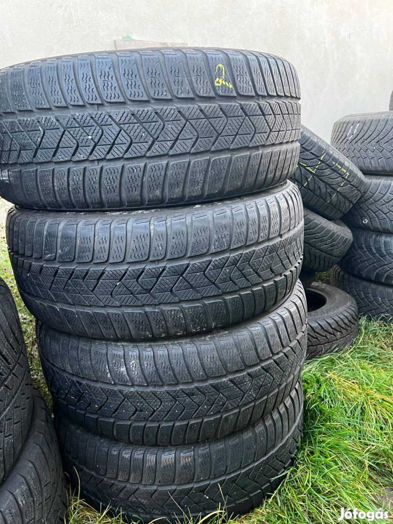 225/45 R17 pirelli 4db defekttűrő téli gumi