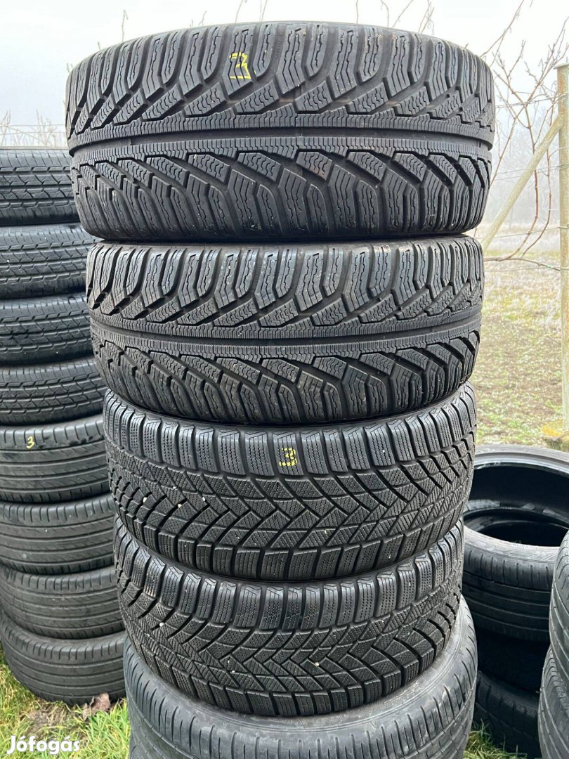 225/45 R17 uniroyal és matador téli gumi