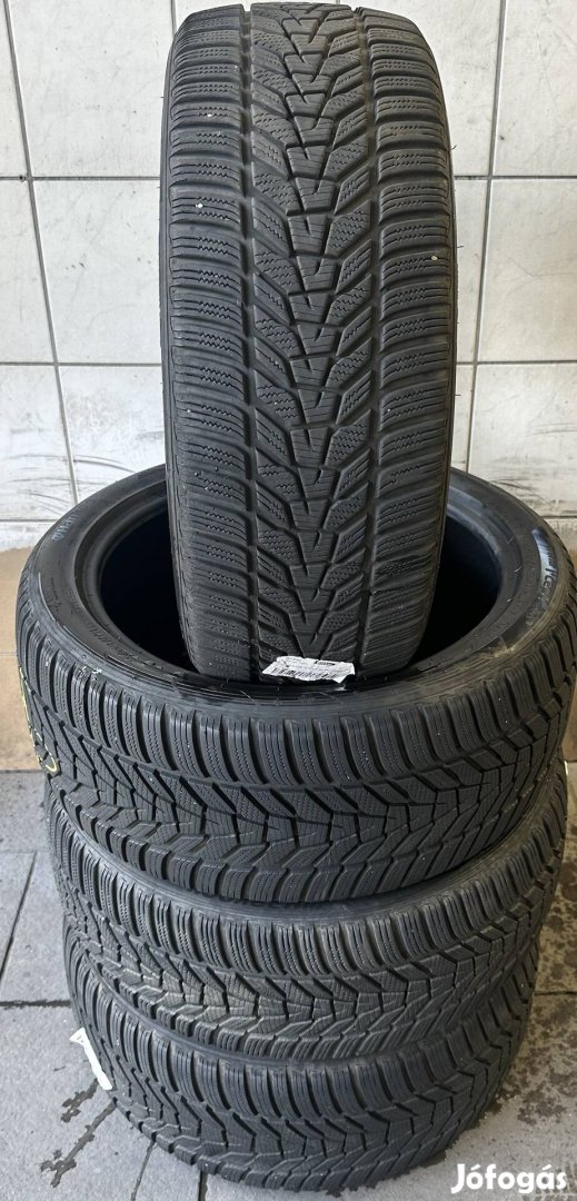 225/45 R18 245/40 R18 Hankook téli