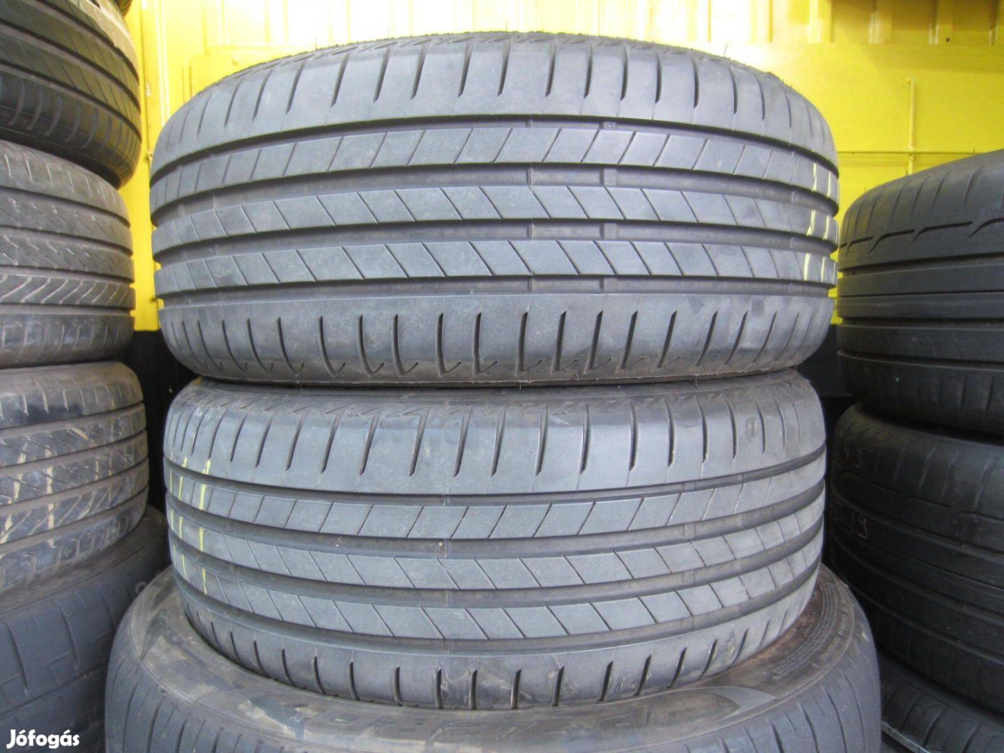 225/45 R18 Bridgestone T005 95Y
