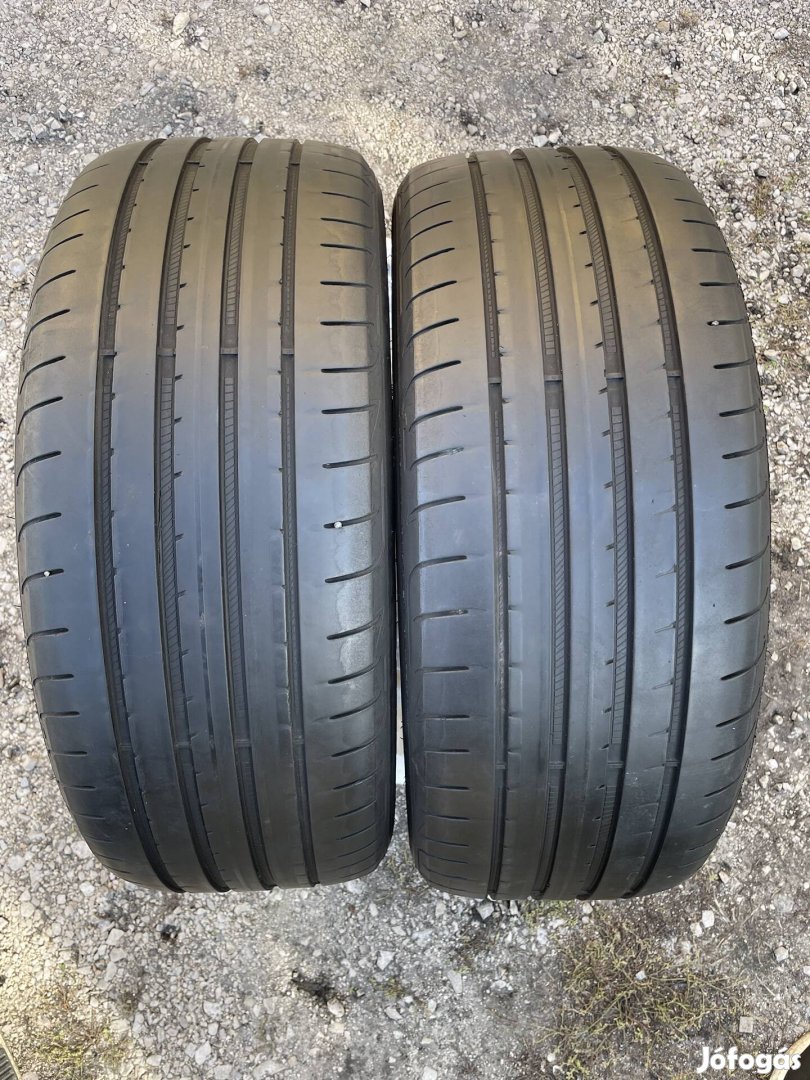 225/45 R18 Goodyear 