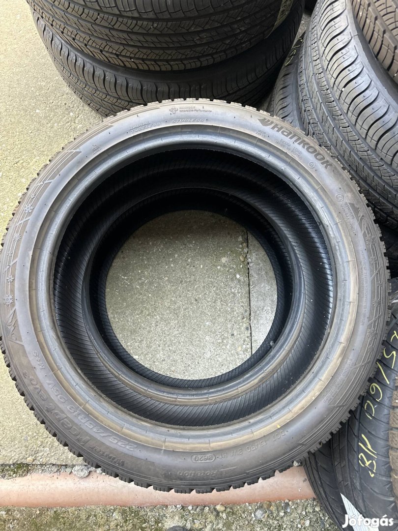 225/45 R18 Hankook Winter icept evo3 téligumi