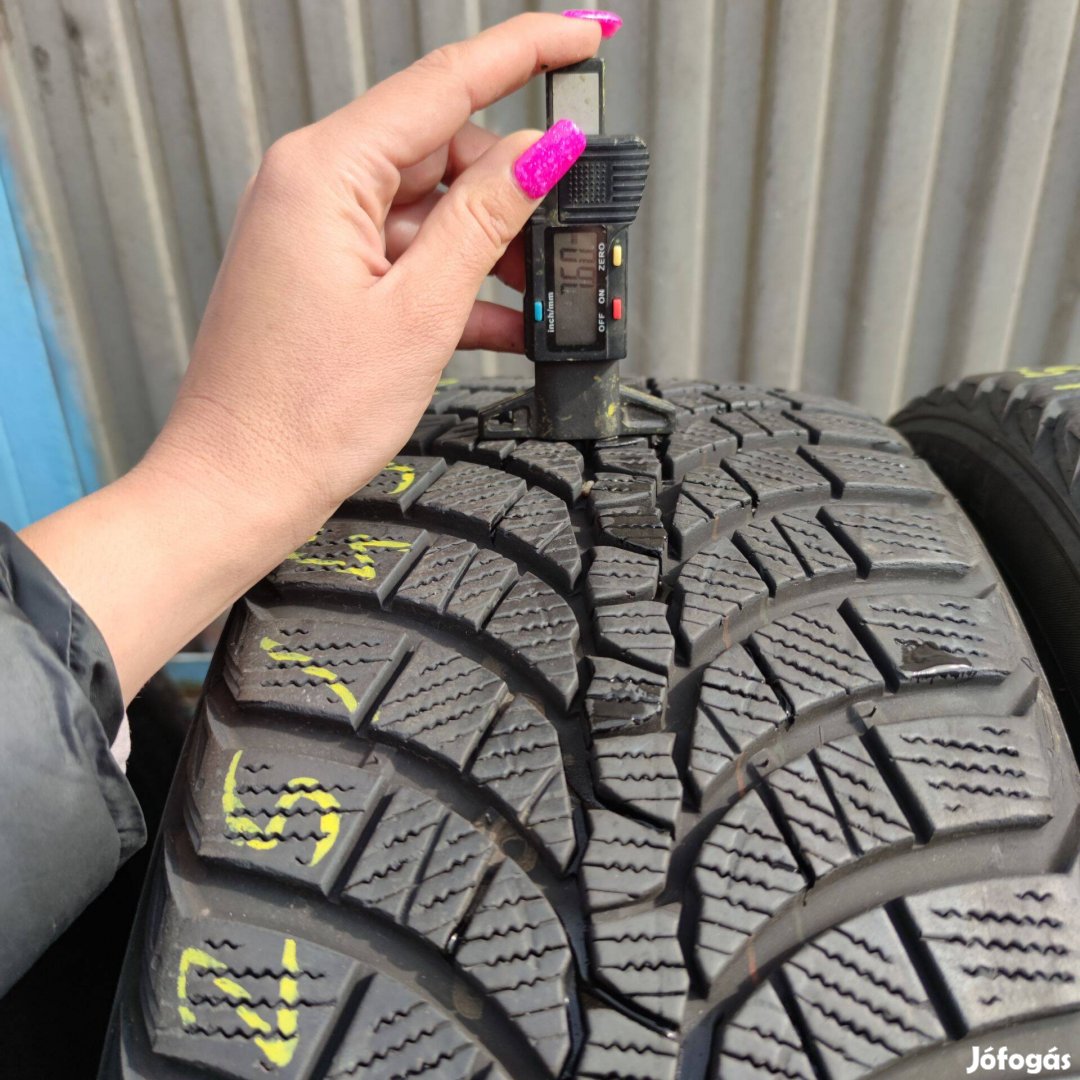 225/45 R18 Kumho téli gumi 89000ft a 4db/90/