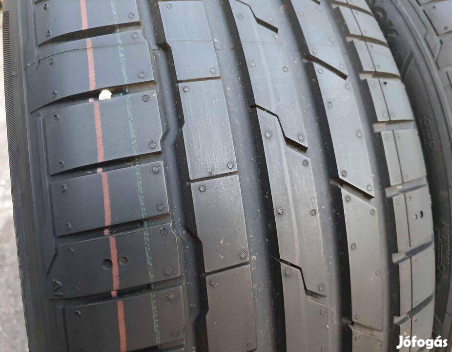 225/45 R19 96W - Hankook Ventus S1 Evo3 - 2024