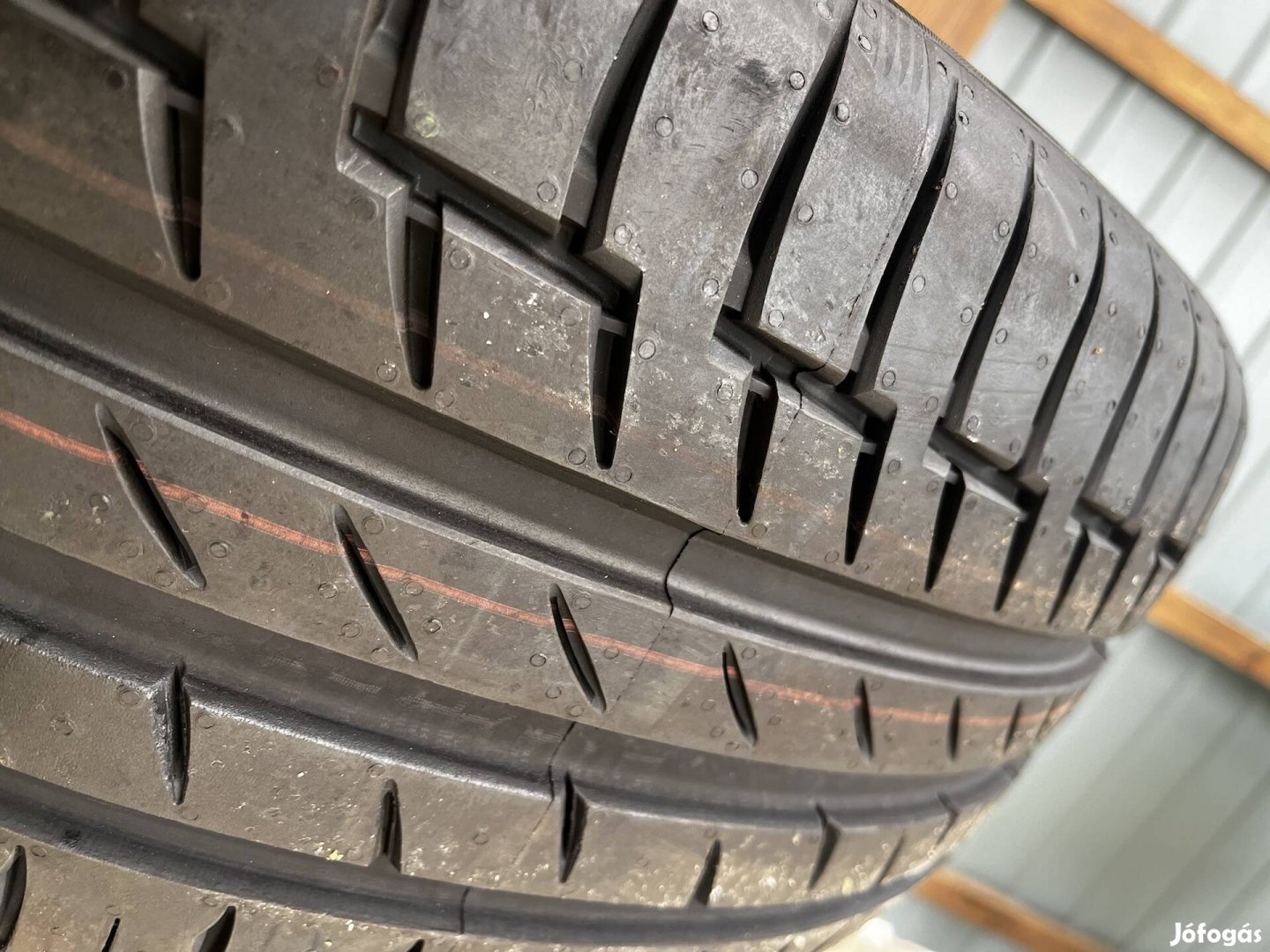225/45 R19 Continental Premium Contact 6