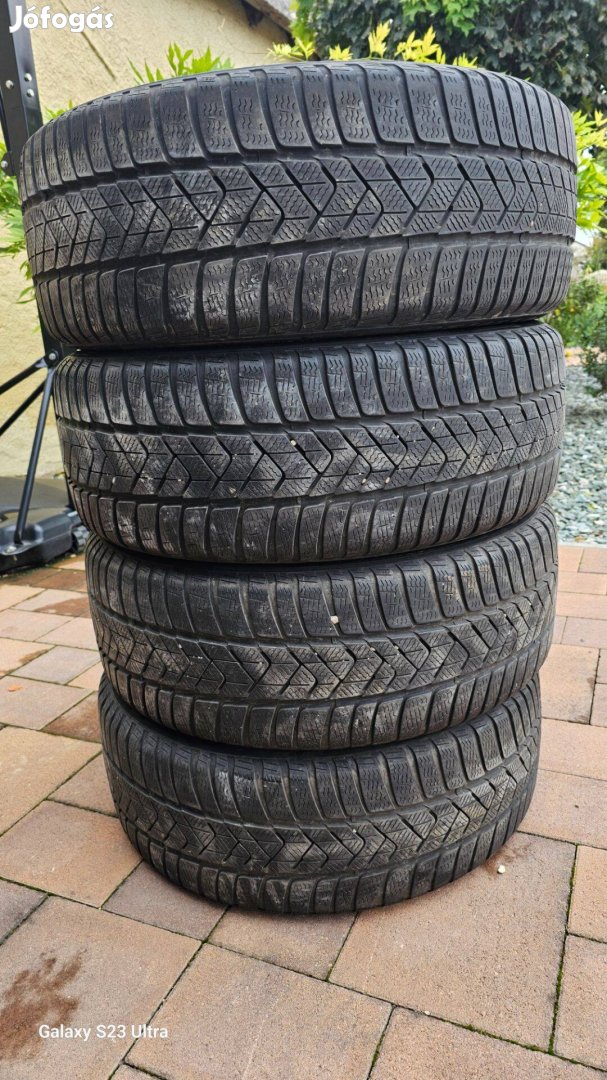 225/45 R19 Téli gumi