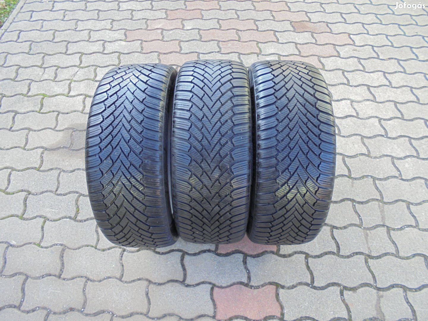 225/45 R 17-es 3 db újszerű Continental Téli gumi eladó