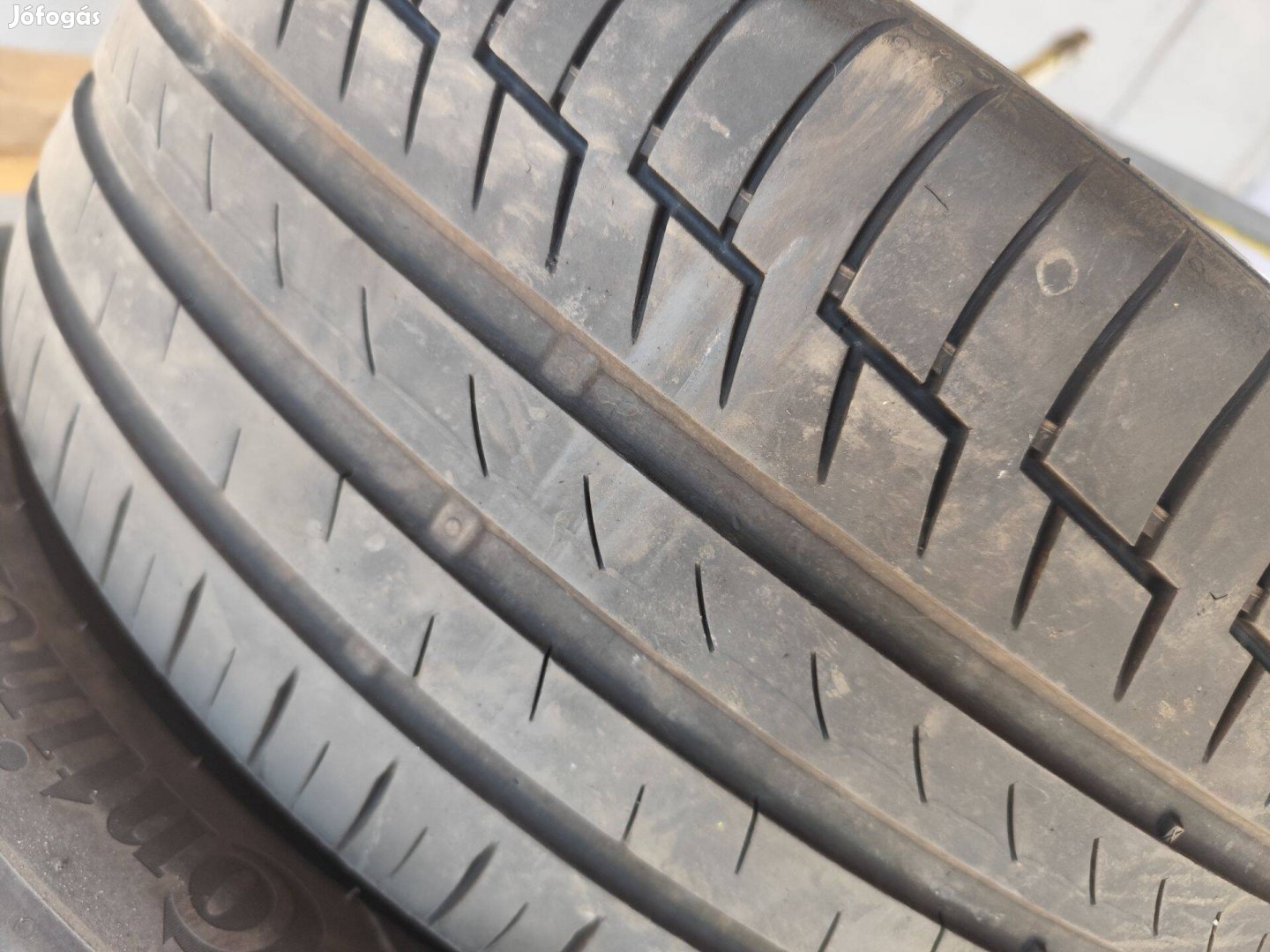 225/45 r17 Continental nyári gumi