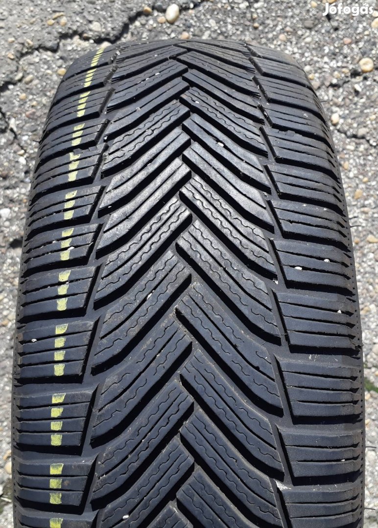 225/45 r17 Michelin Alpin 6. 1db.