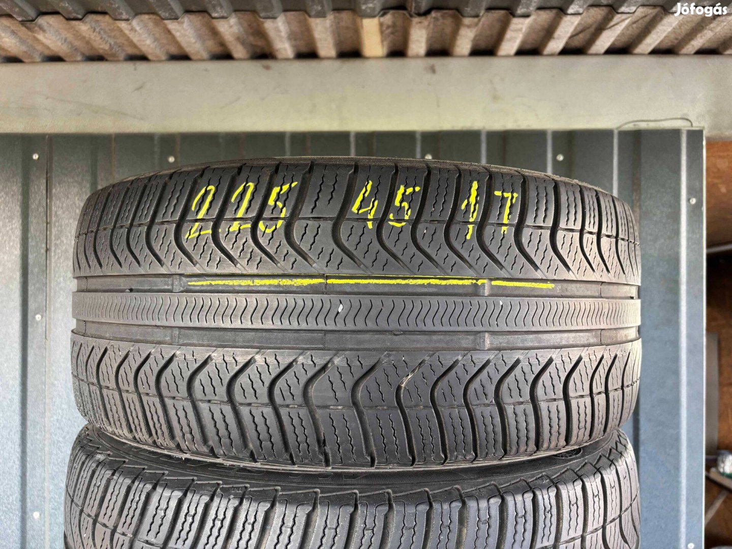 225/45 r17 Pirelli 4 évszakos gumi garnitúra 225/45r17 négyévszak