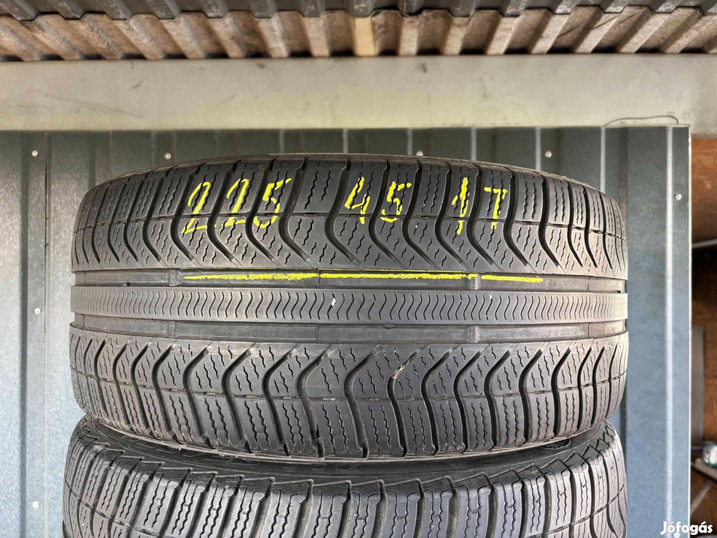 225/45 r17 Pirelli 4 évszakos gumi garnitúra 225/45r17 négyévszak