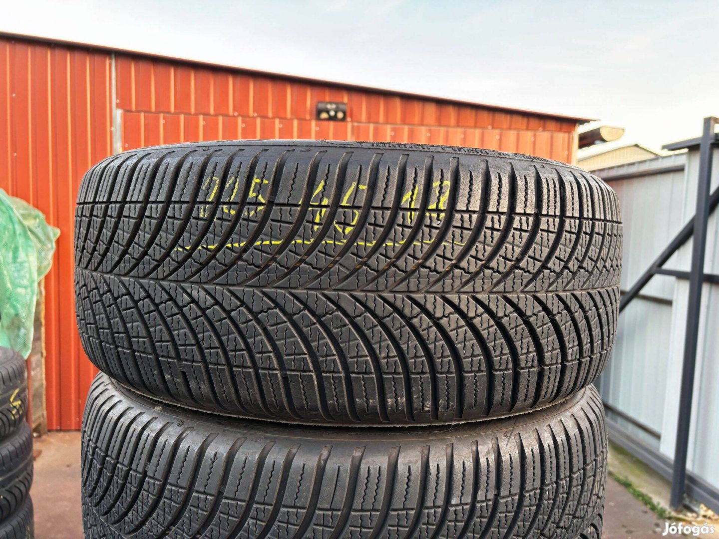 225/45 r18 Goodyear 2021 6mm 2db négyévszakos gumi 225/45r18