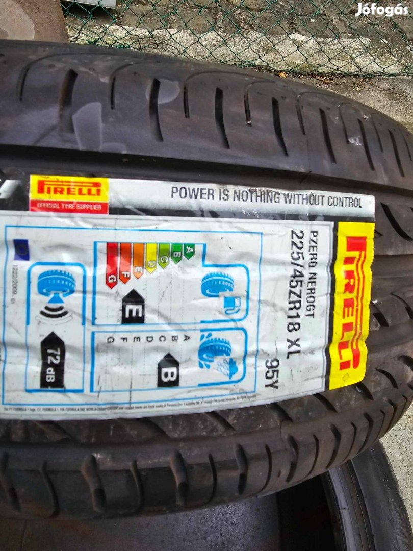 225/45 r18 Pirelli Pzero Nero gt új dot 2020