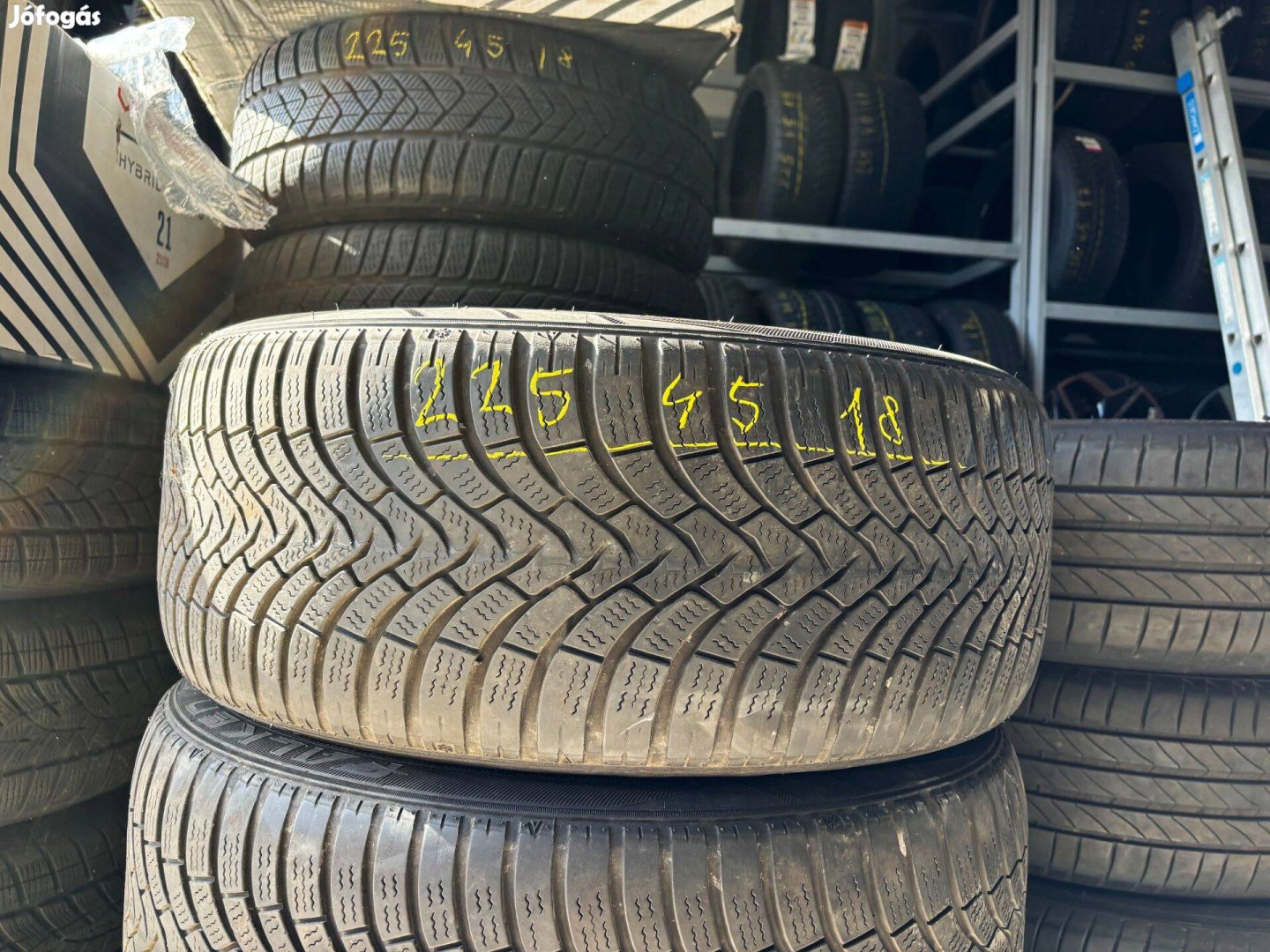 225/45 r18 téligumi garnitúra eladó 225/45r18 4db