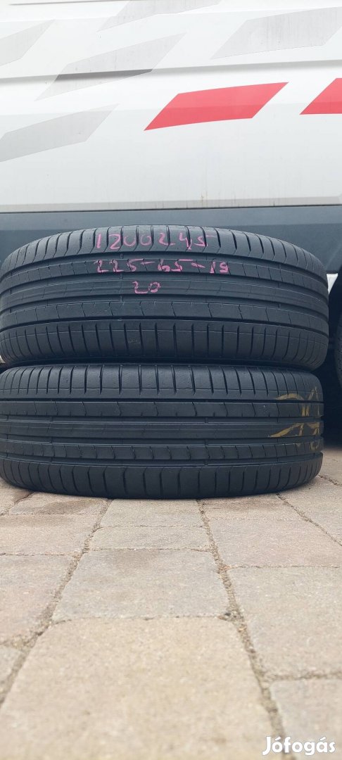 225/45 r19   225/45r19 Pirelli nyári gumi  6mm  2020