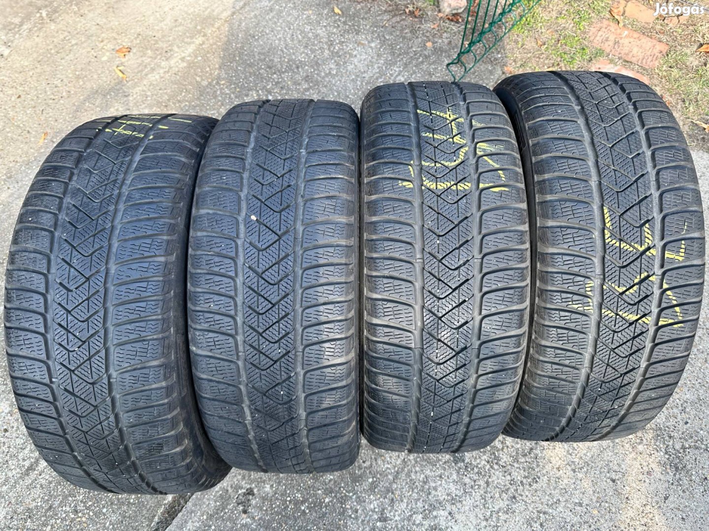 225/45 r19 téigumi Pirelli