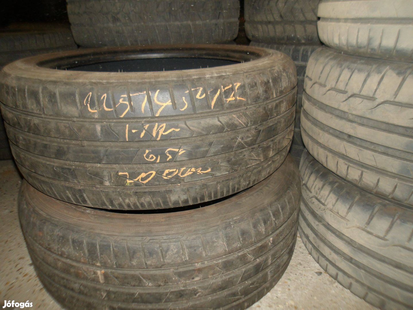 225/45r17 Hankook nyári gumi ajándék szereléssel