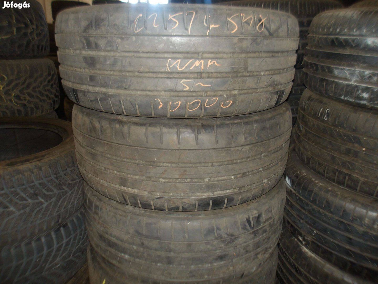 225/45r18 Kumho nyári gumi ajándék szereléssel