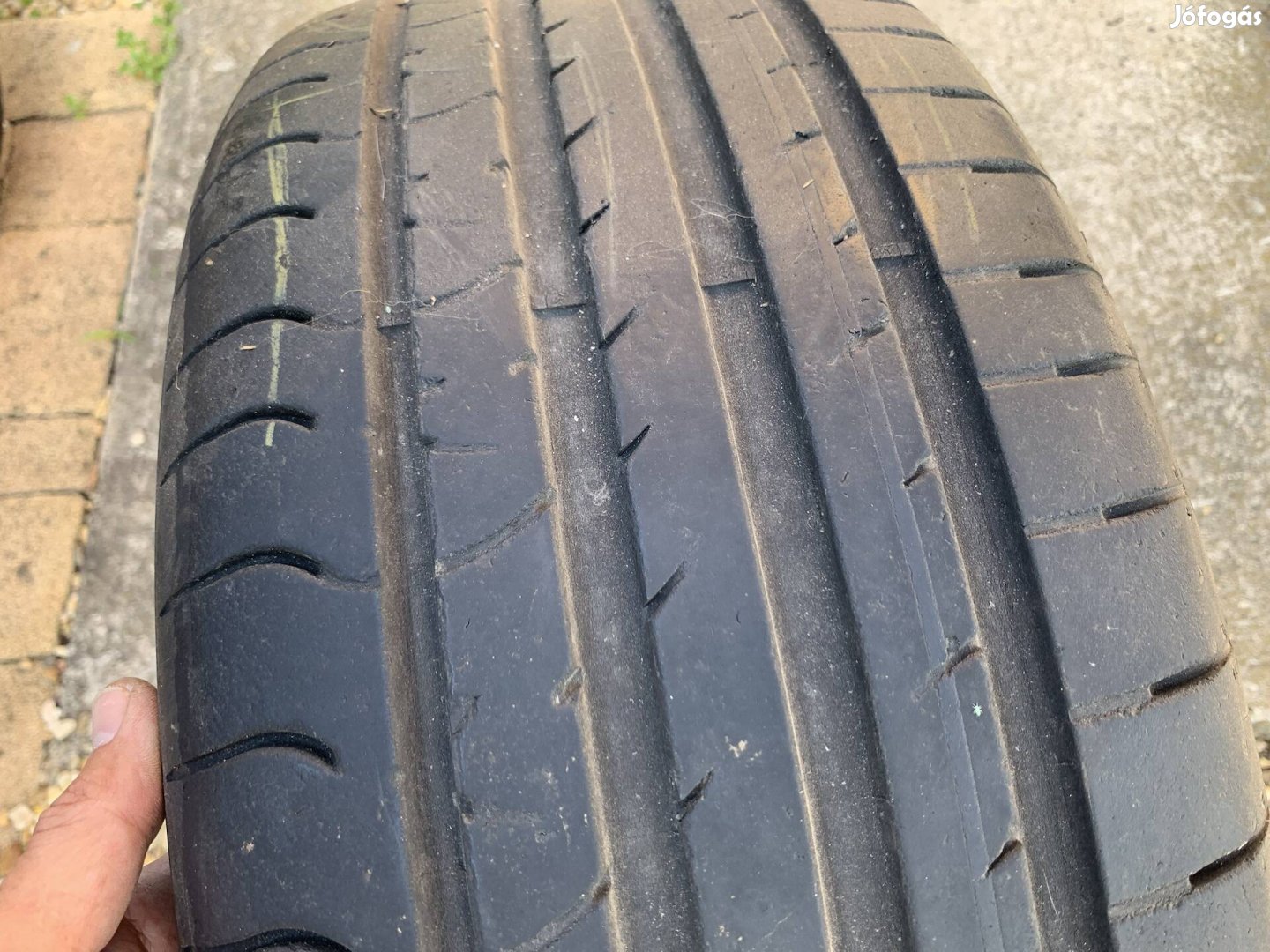 225/45r18 nyári gumi 
