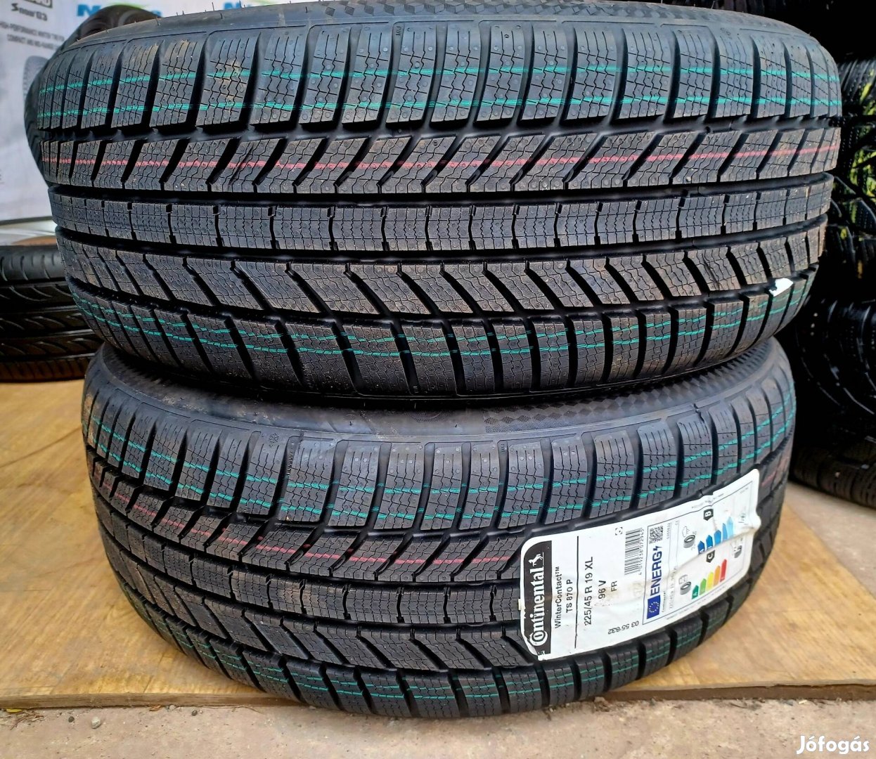 225/45r19 225/45 r19 téli 2db Új