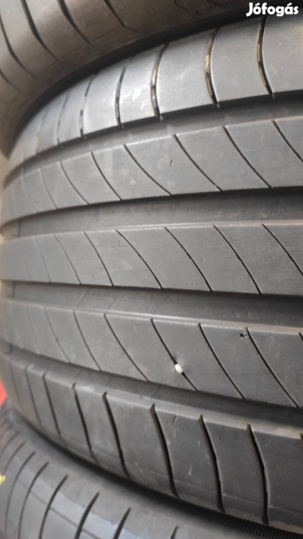 225/50R17 225/50 R17 225/50 17
