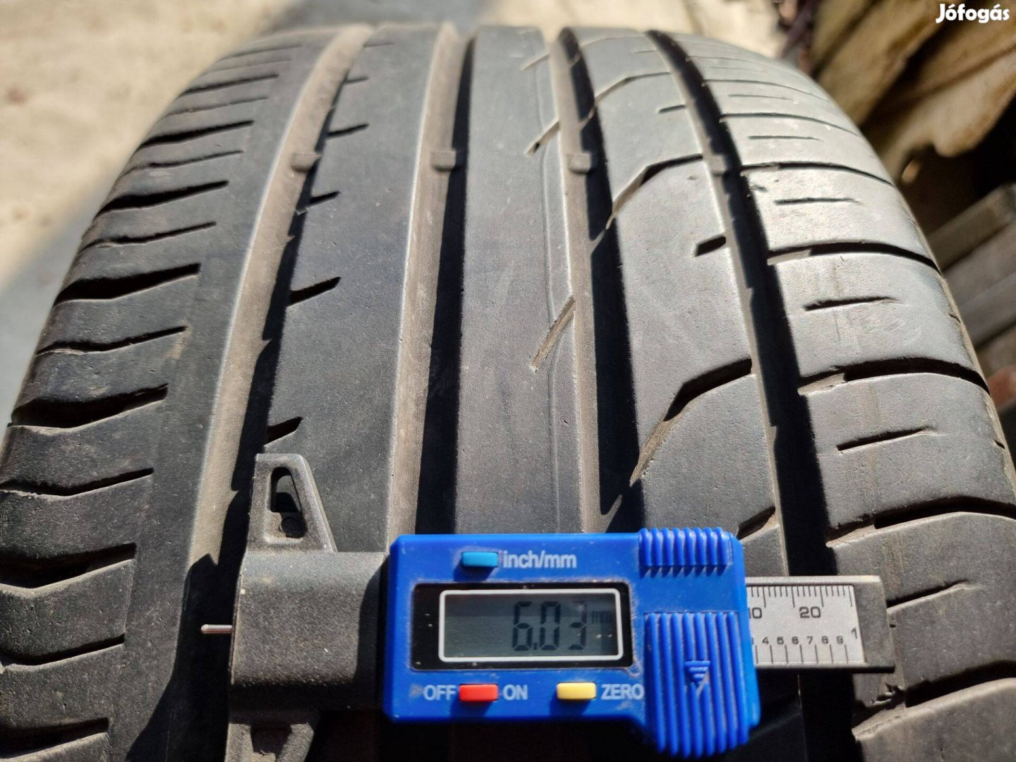 225/50R17 Continental gumi 2db szinte újszerű állapotban eladó!