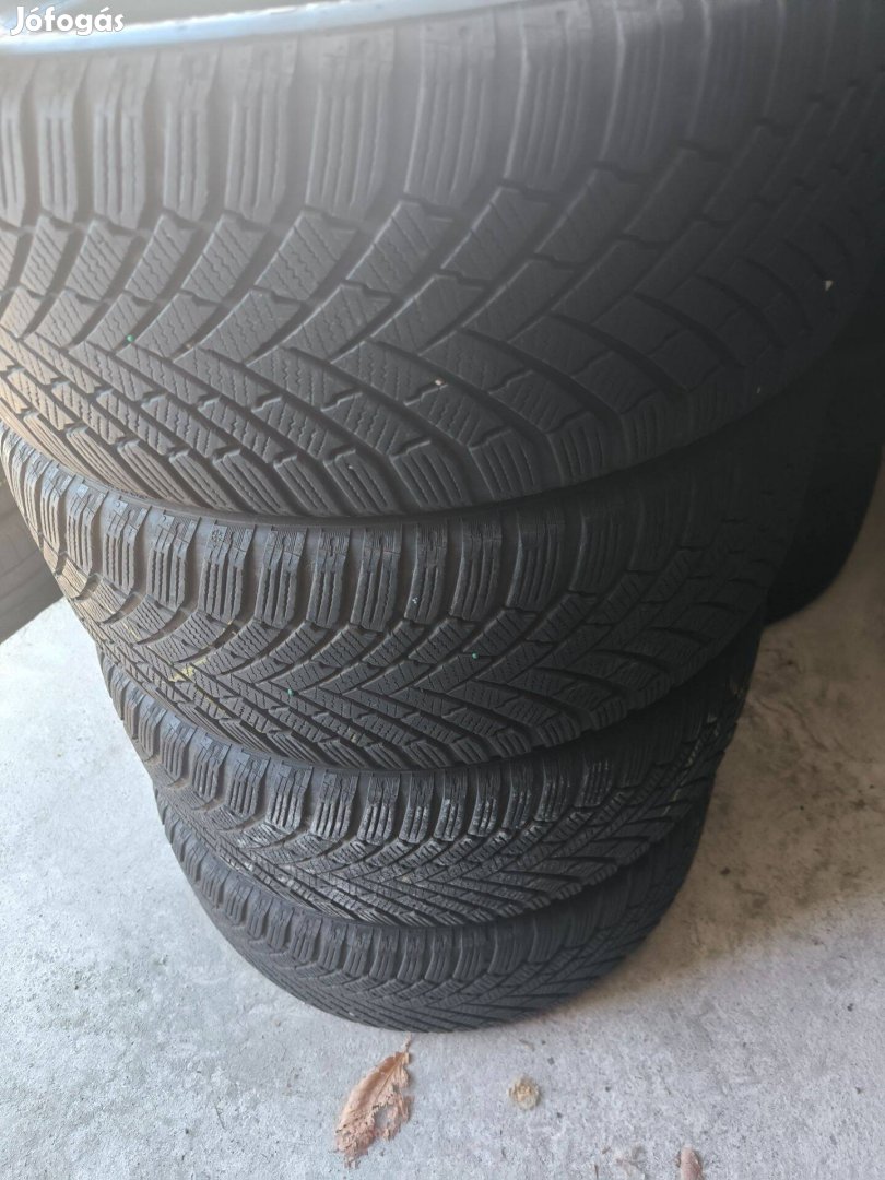 225/50R17 Continental téligumik 225/50 R17 Conti