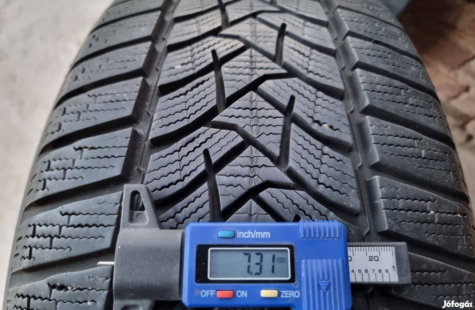 225/50R17 Dunlop téli gumi 2db teljesen újszerű állapotban eladó!