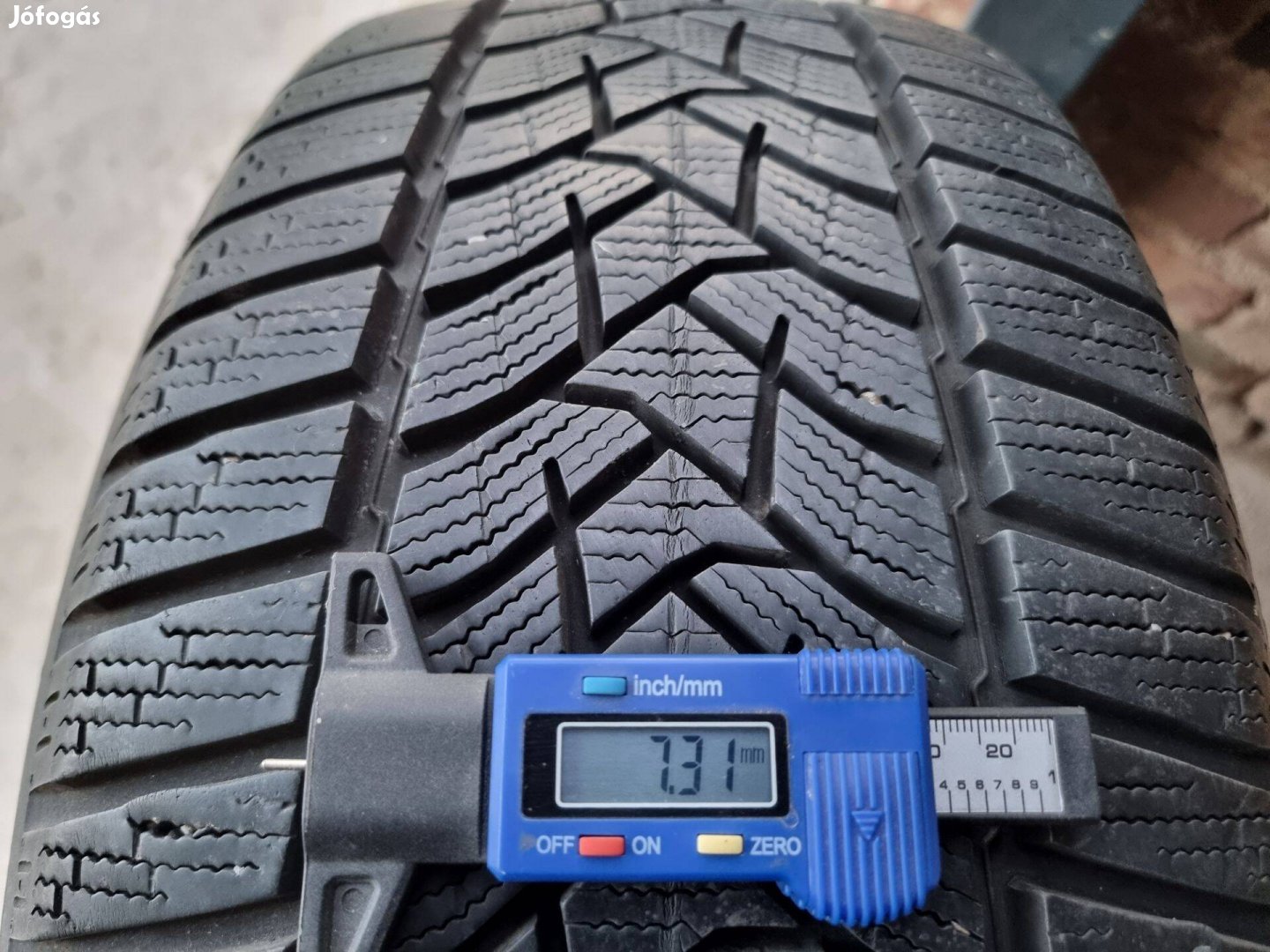 225/50R17 Dunlop téli gumi 2db teljesen újszerű állapotban eladó!