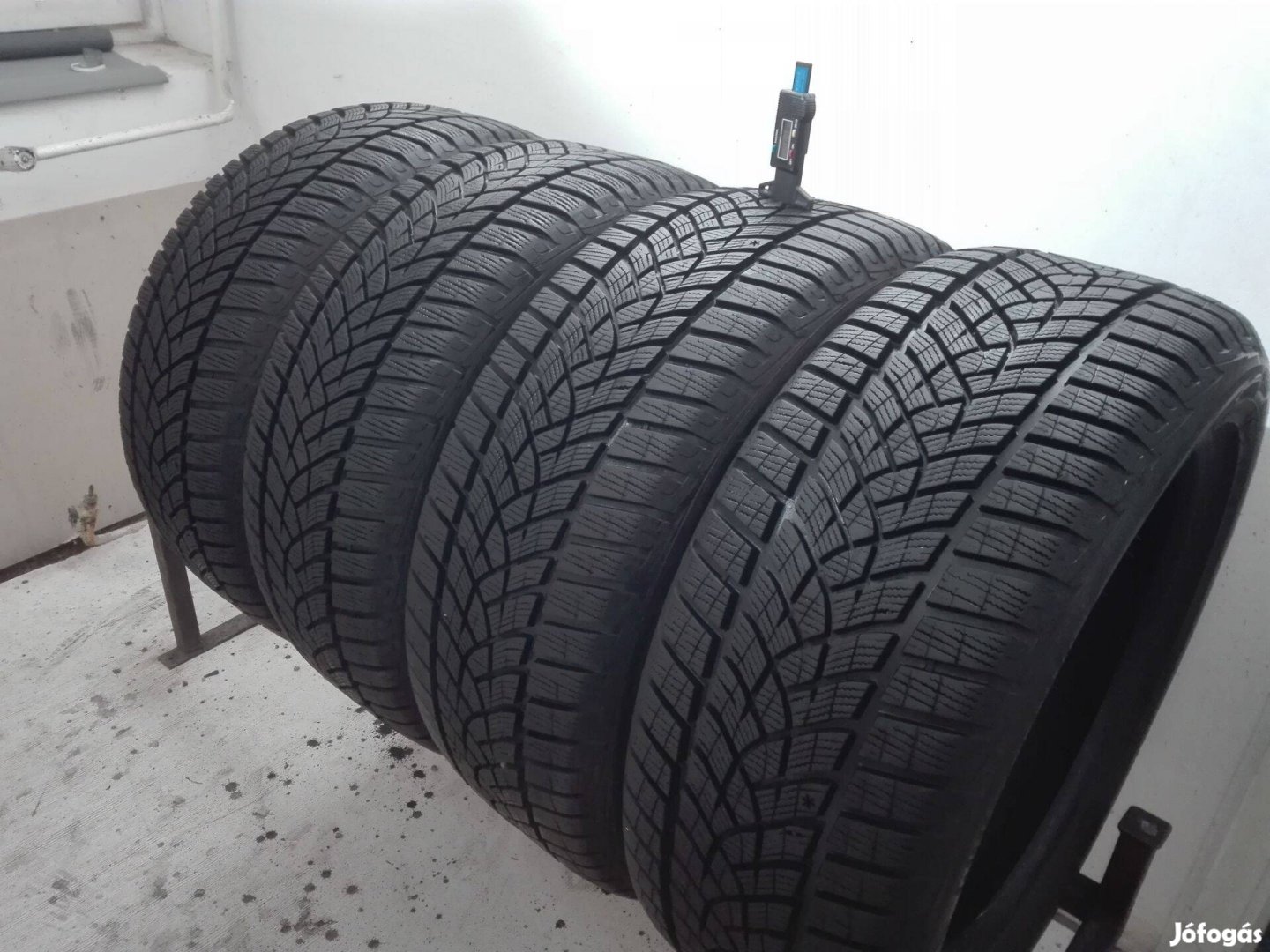 225/50R17 Goodyear Újszerű téli gumi garnitúra 225/50 r17