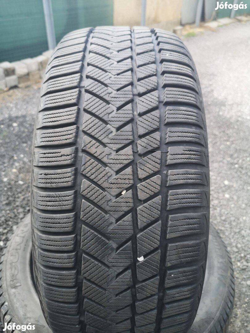 225/50R17 téligumik 60e/4db