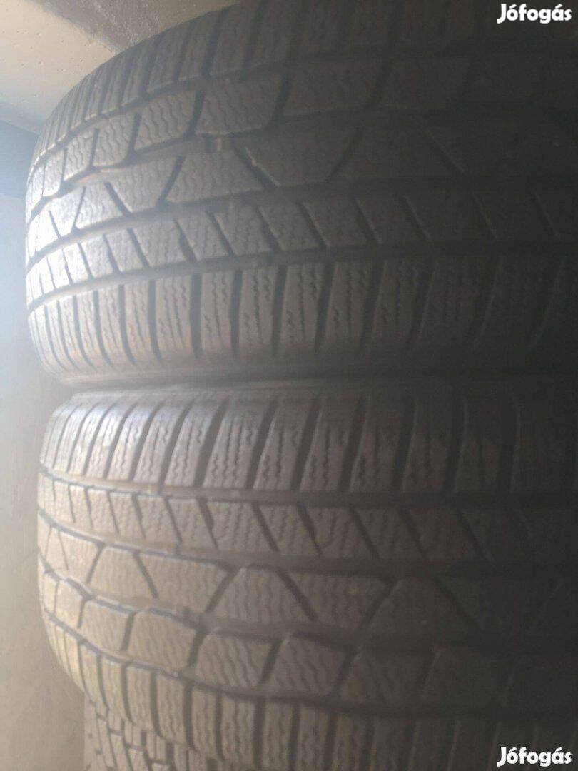 225/50R18 2db újszerű Continental téligumi eladó