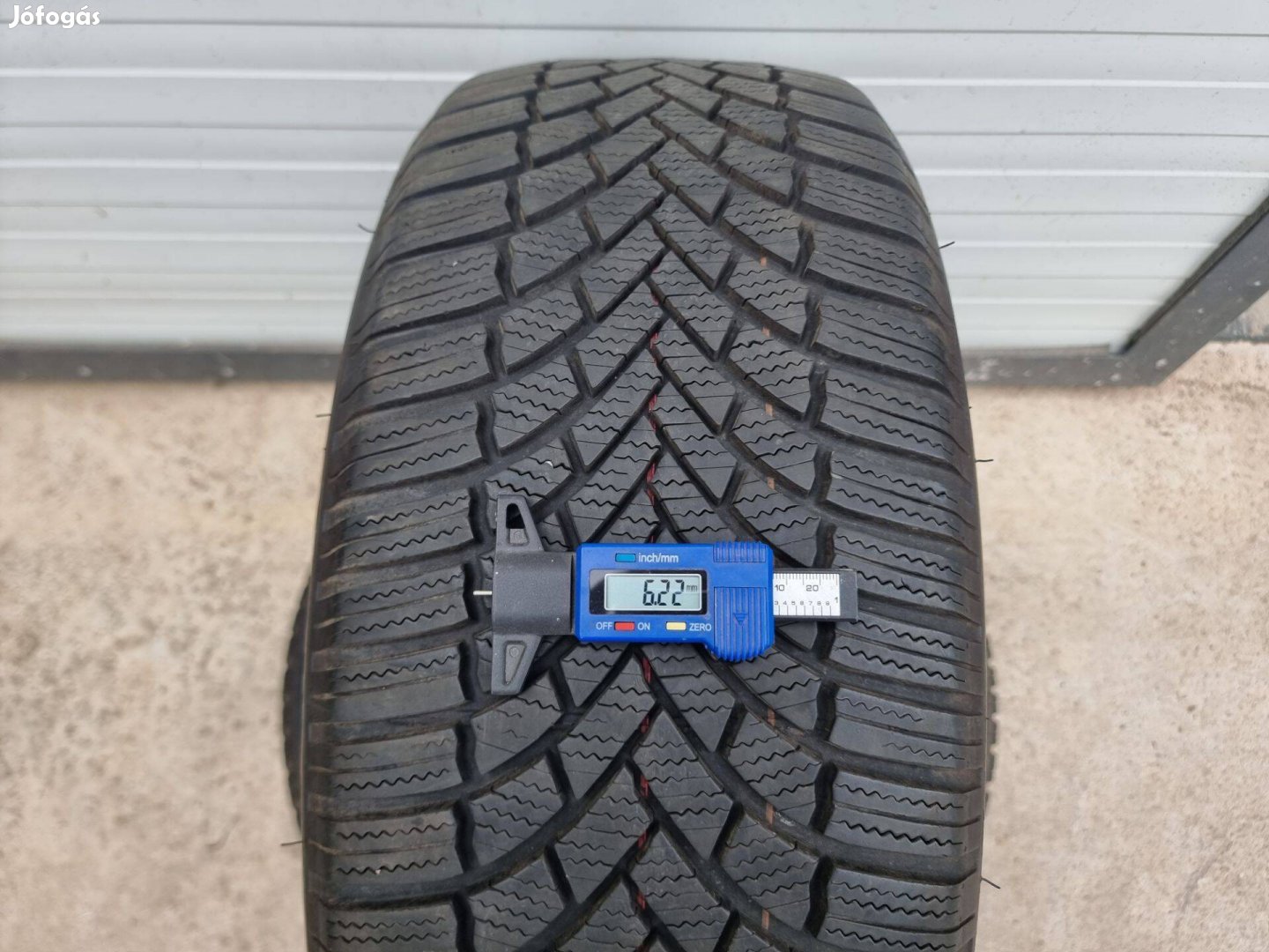 225/50R18 Bridgestone téli gumi 2db nagyon jó állapotban eladó!