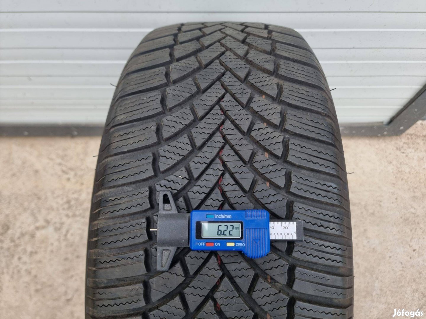 225/50R18 Bridgestone téli gumi 2db nagyon jó állapotban eladó!